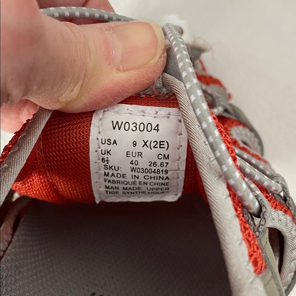 PROPET- Women’s size 9, wide 2E, coral and grey mesh shoes. Brand new in box. - Picture 4 of 6